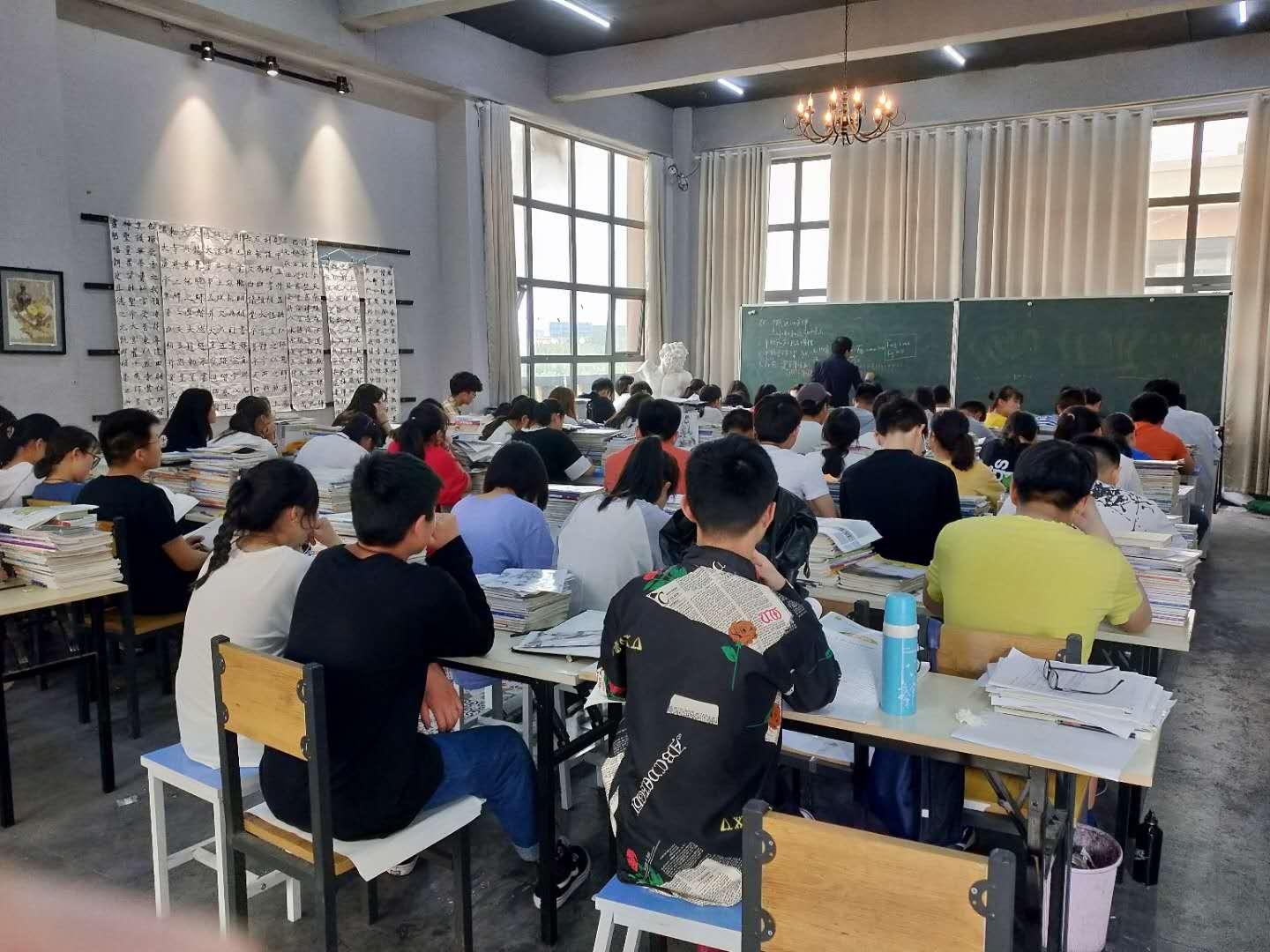 宿州市艺文中等专业学校