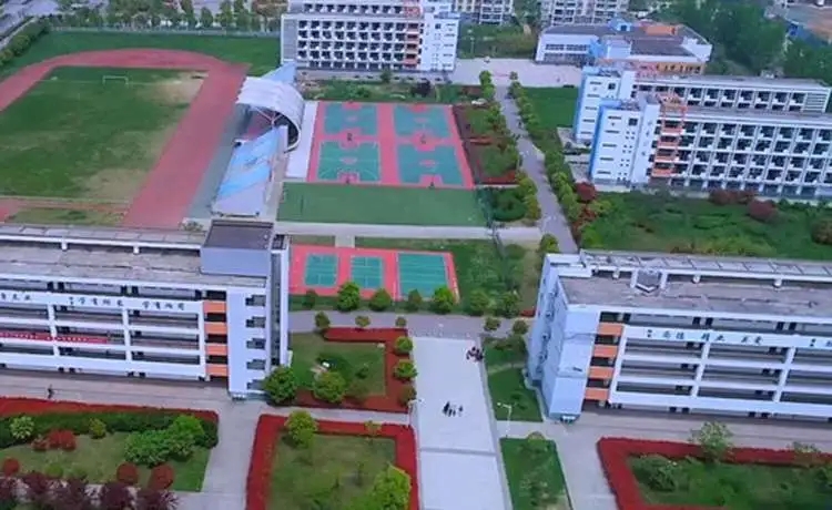 含山电子工程学校