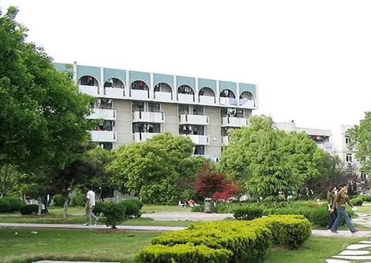 万博科技职业学院