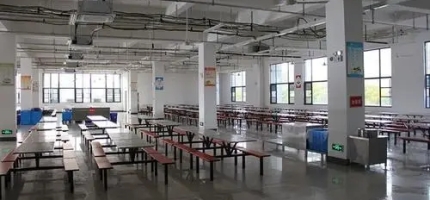合肥长丰轨道交通学校学生食堂
