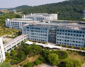 淮南联合大学校园环境