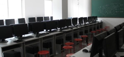 阜阳科技职业学院教学设备