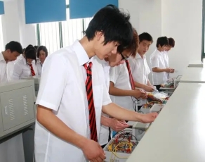 合肥行知技工学校学生活动