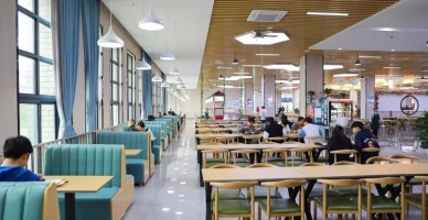 安徽国际商务职业学院学校食堂