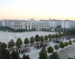 合肥行知技工学校校园环境