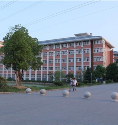 滁州职业技术学院校园环境