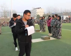 合肥长丰轨道交通学校学生活动