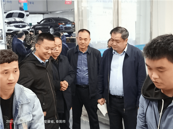 阜南县委书记李云川一行到阜南县技工学校调研职业教育发展前景 